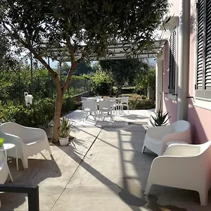 Bed & Breakfast Miss Sicily, Terrasini